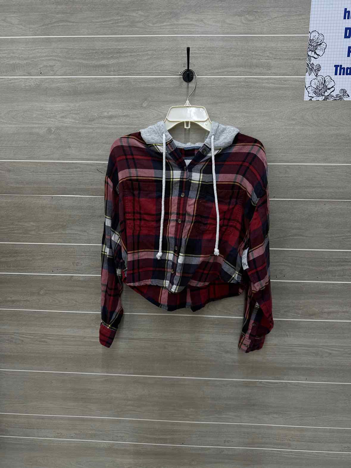 American Eagle Size S Red Junior Shirt