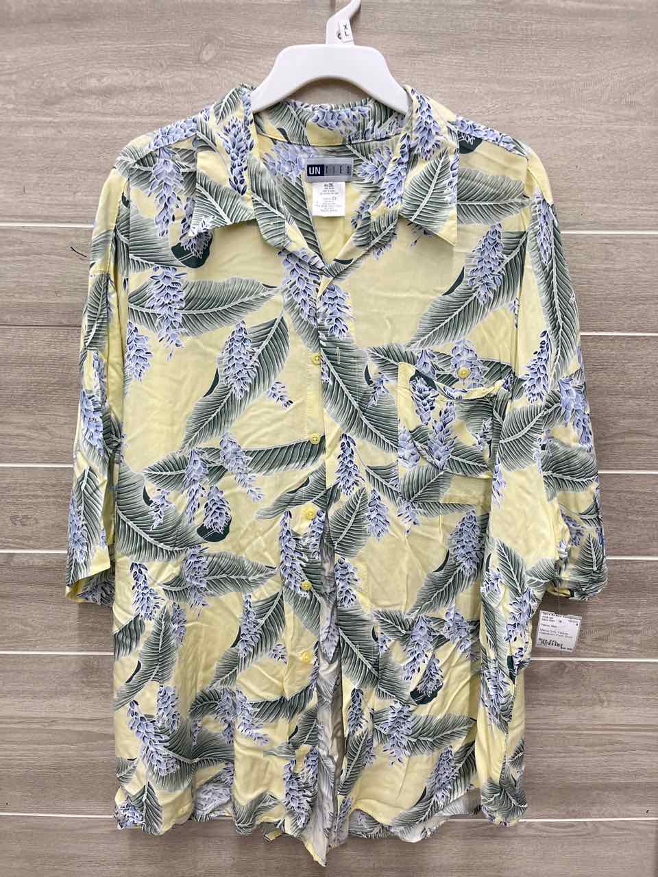Size 2XL Men Mens Shirt