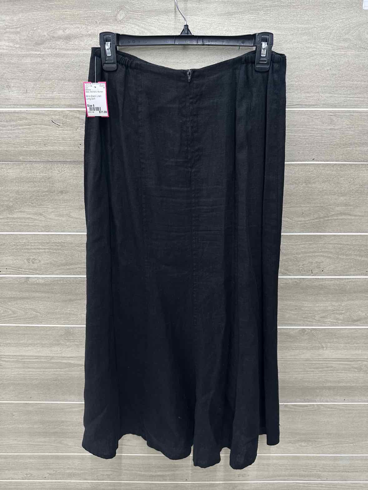 Chico's Size 6 Black Womens Skirt