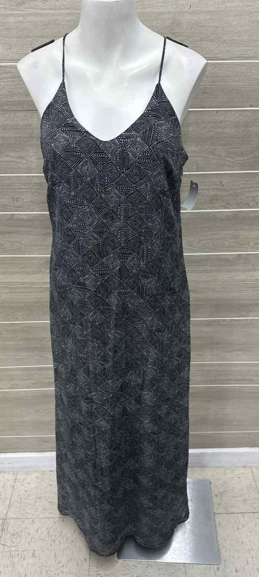 Old Navy Size 6 Black Womens Dress