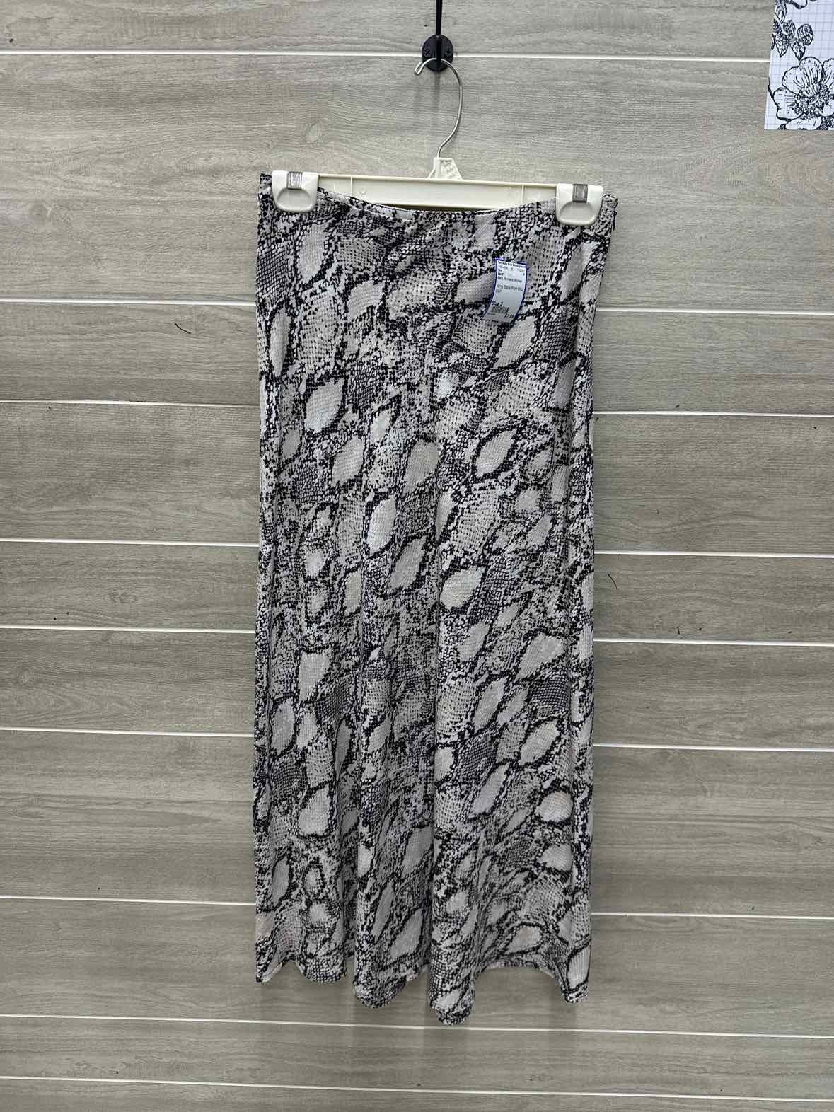 BarIII Size 2 Black Womens Skirt