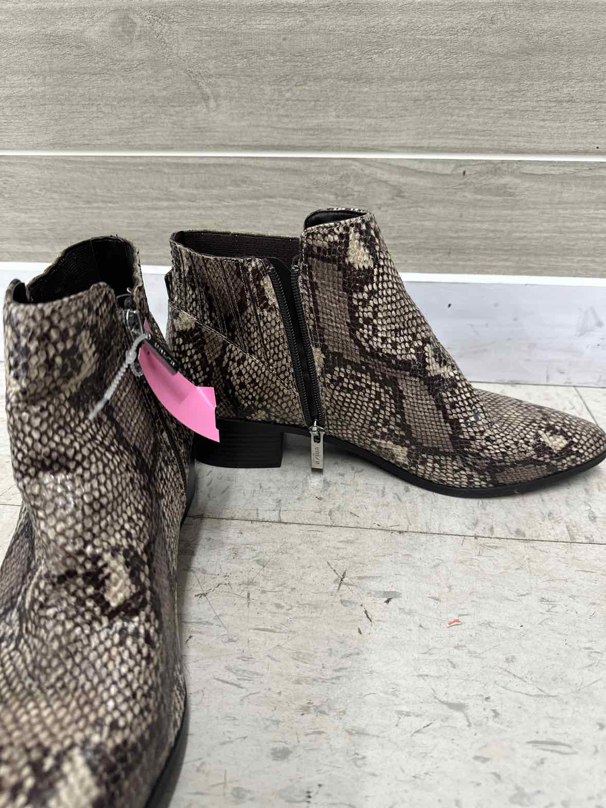 UNISA US Shoe Size 11 Tan Womens Boots