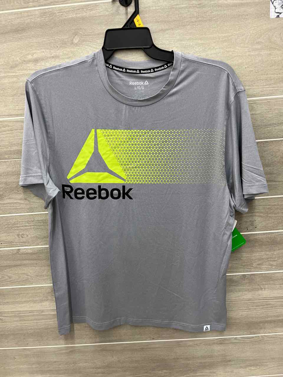 Reebok Size L Men Mens Shirt