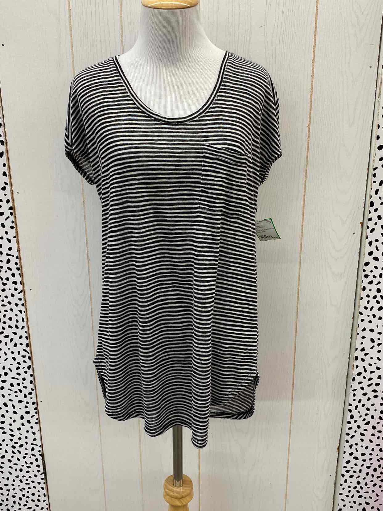 Maurices Black Womens Size M Shirt