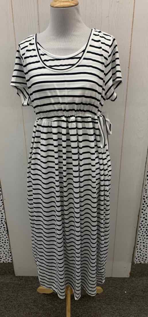 White Maternity Size Small Dress