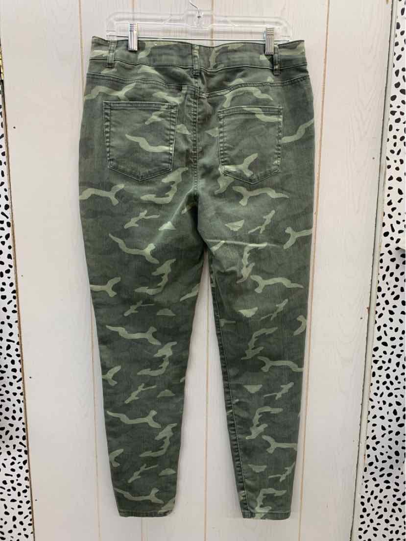 Maurices Olive Womens Size 12/14 Pants