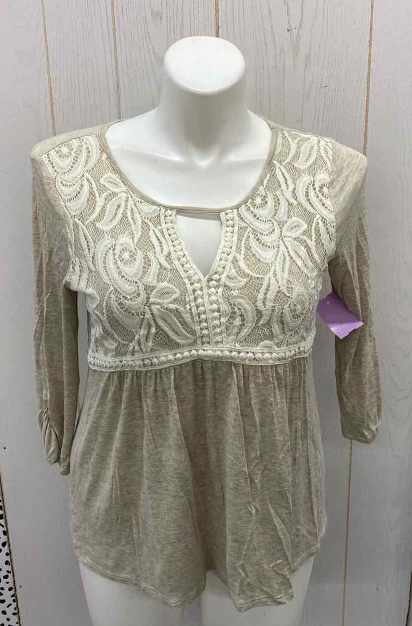 Maurices Beige Womens Size L Shirt