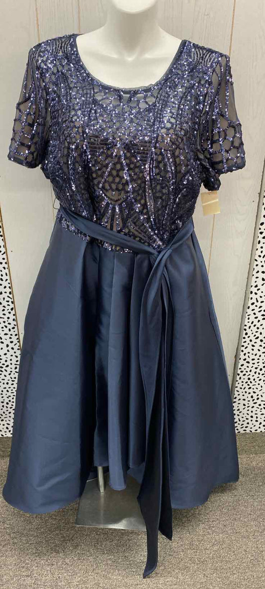 Blue Womens Size 18W Gown/Evening Wear