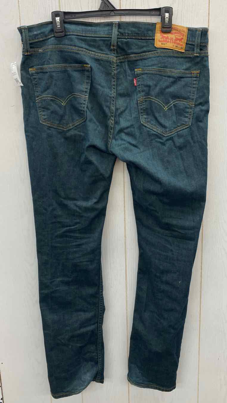 Levis Size 36/32 Mens Jeans