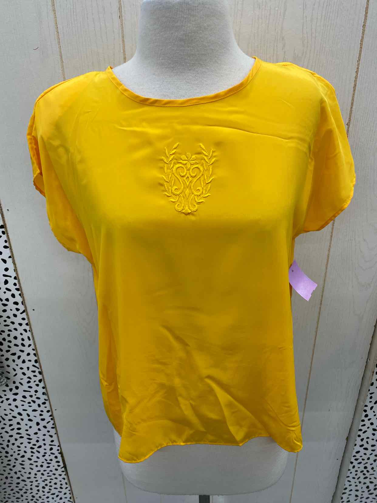 Yellow Womens Size Small Shirt
